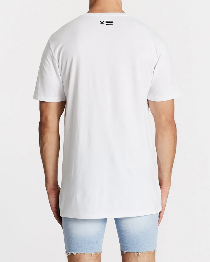 Nena Pasadena MENS BEHAVIOUR STEP HEM TEE - WHITE