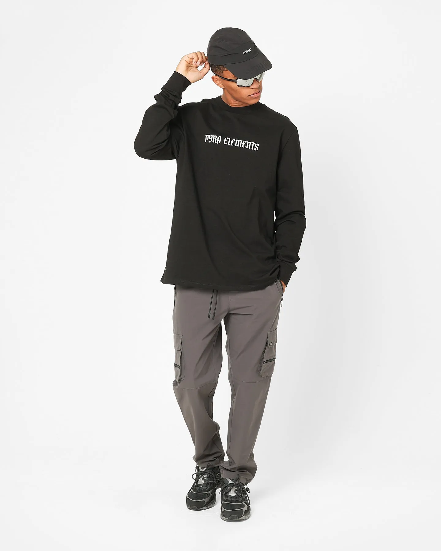 Pyra Rugged Long Sleeve T-Shirt Black/White